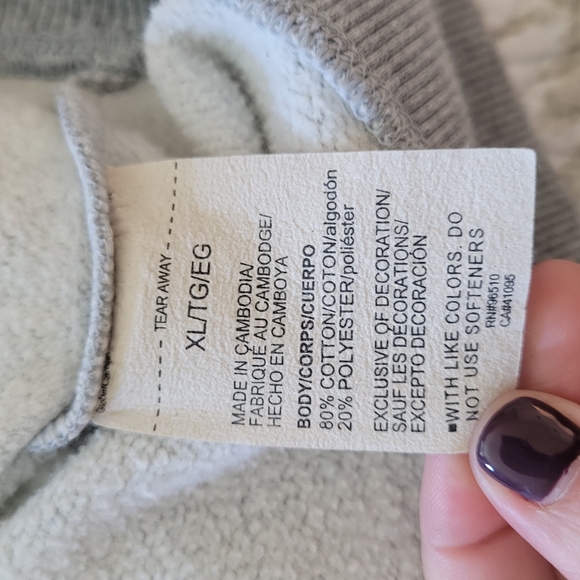 Under Armour Hoodie - Picture 4 of 8